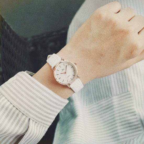 韓版復古風白色簡約百搭學生女氣質淑女手表皮帶休閑小表盤考試表