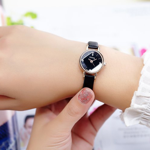 韓國手表 女學生韓版時尚潮流復古簡約女表 皮帶小表盤手表休閑表